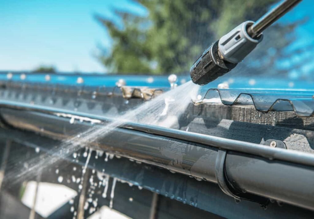 waterblasting cleaning gutters christchurch waterblasting gutters christchurch